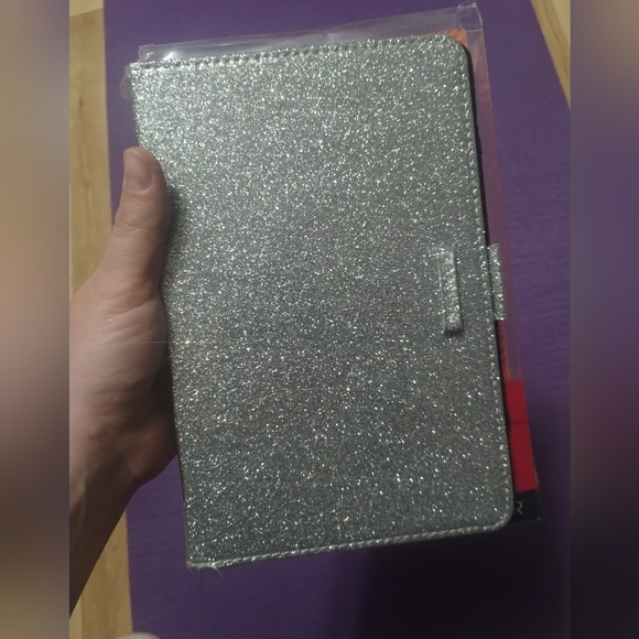 Universal Tablet Case/Protector - Picture 3 of 5